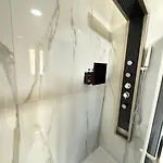 La N4-elegant Near Lido 3*