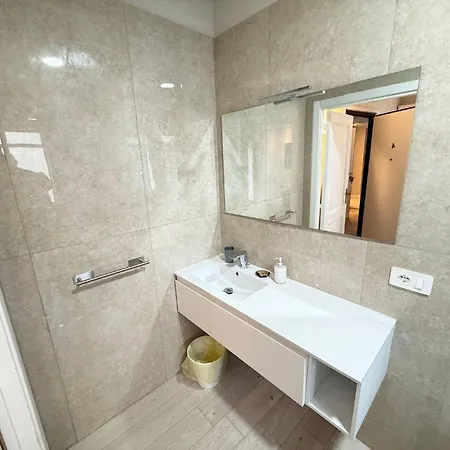 La N4-elegant Near Lido 3* ألغيرو