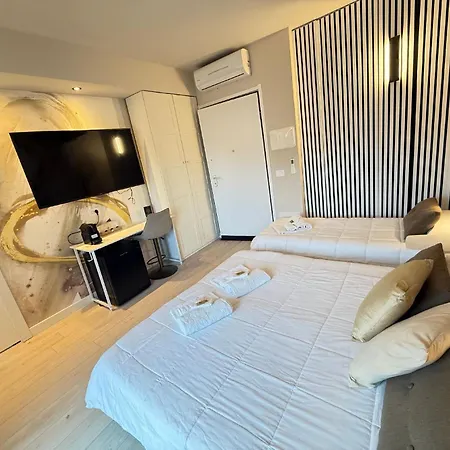 La N4-elegant Near Lido 3*