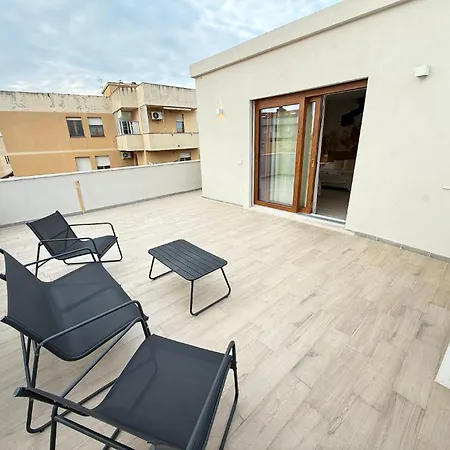 فندق مبيت وإفطار La N4-elegant Near Lido 3*